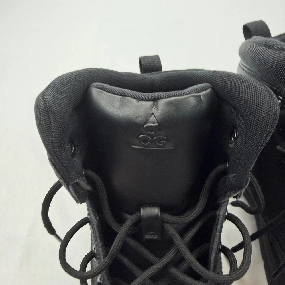 Nike Woodside 2 High Boots Kids Size 7Y Black ACG Duck Boots HF0767-001